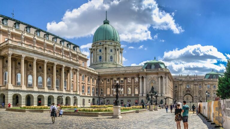 Prohibición de Airbnb: Residentes de Budapest  lo aprueban 