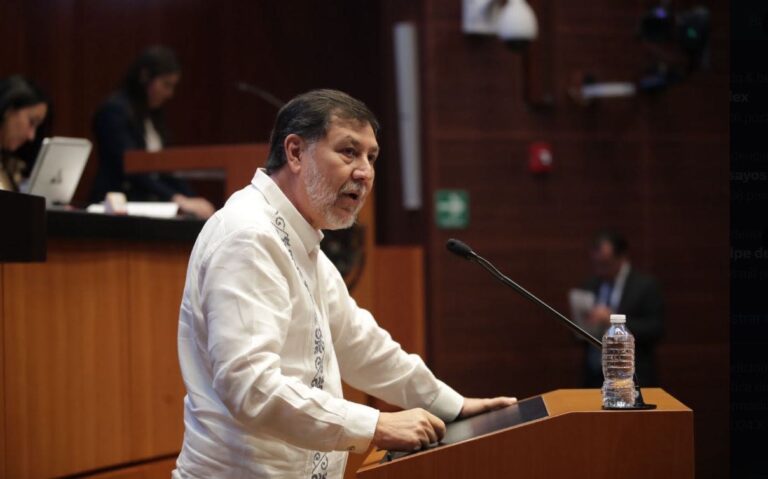 Para evitar «portazos» Fernández Noroña prohíbe el acceso de ciudadanos al Senado
