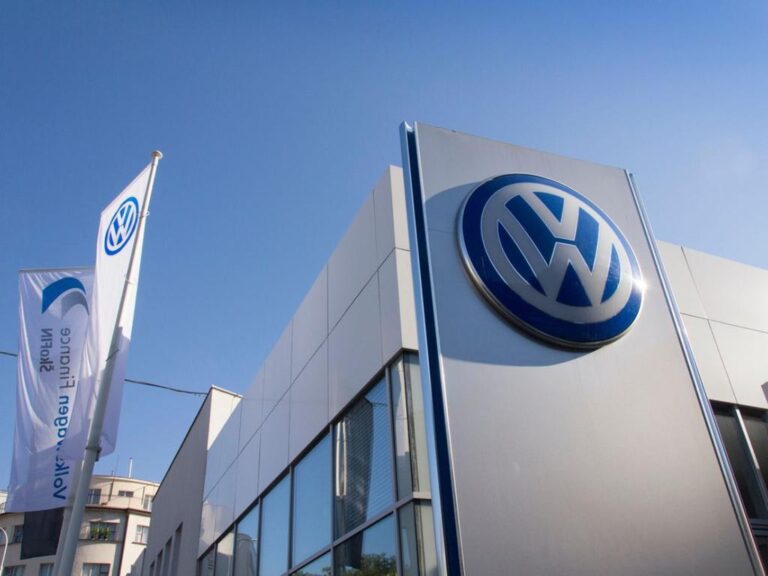 Volkswagen Planea Cierre de Plantas en Alemania Ante Desafíos Económicos y Sindicales