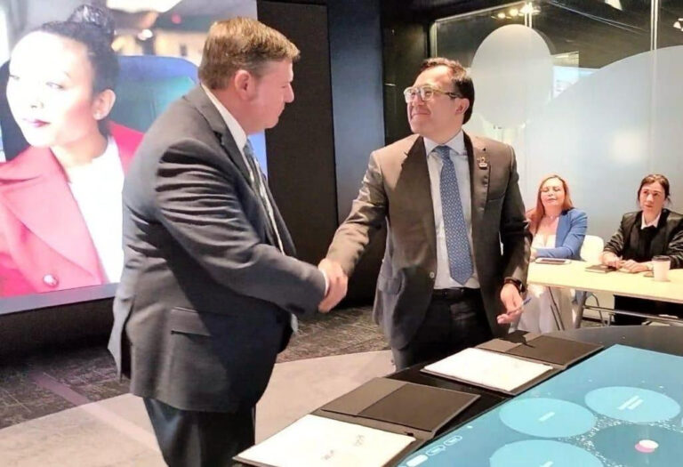 Estado de México y MasterCard digitalizan pagos en el transporte público