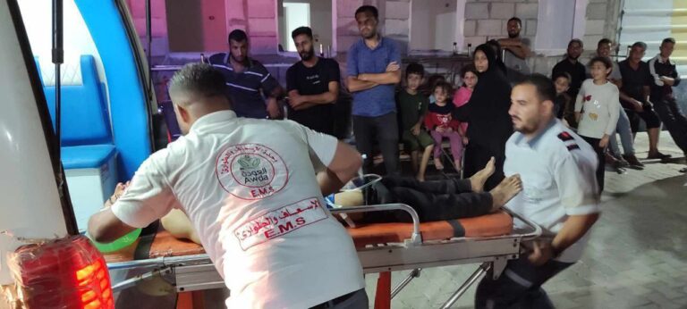 Bombardeo en Gaza deja 22 muertos; Israel alega uso de escuela por Hamas