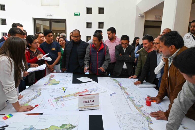 Más de 300 propuestas para mejorar entorno urbano del Tren “El Insurgente”