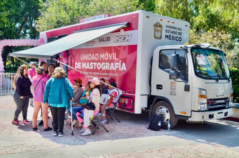 Secretaría de Salud impulsa prevención del cáncer de mama con caminata y jornadas de salud en el EdoMéx