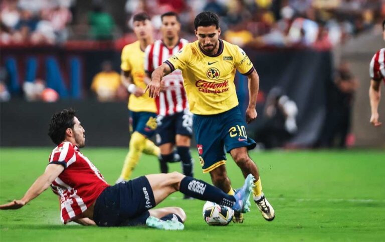 Chivas suma otra derrota ante América en el clásico nacional de Houston