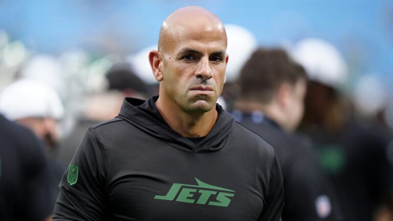 Los Jets de Nueva York despiden al entrenador Robert Saleh tras un decepcionante inicio de temporada