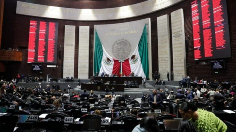 Diputados aprueban reforma con prioridad a CFE y PEMEX en mercado nacional