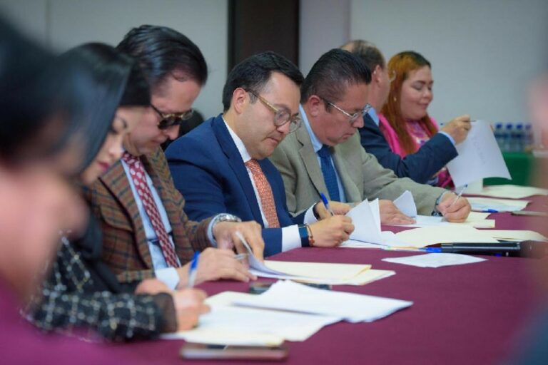 Planean Secretaría de Movilidad y transportistas ruta Zumpango-Central de Abastos, en Ecatepec