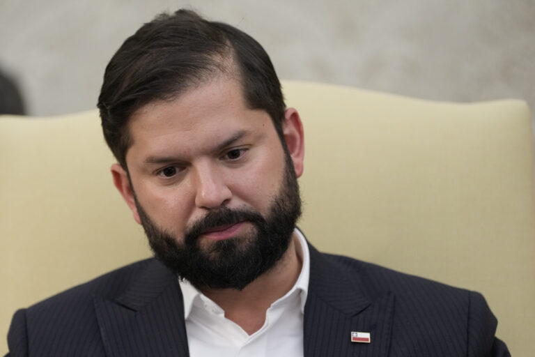 Presidente de Chile, Gabriel Boric, enfrenta acusaciones de acoso sexual y difusión de material privado