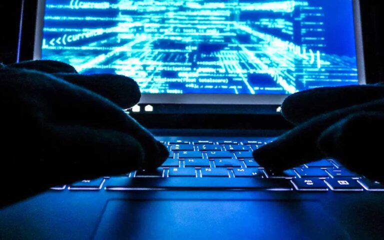 Hackeo a Consejería Jurídica de la Presidencia: grupo criminal amenaza con subastar información
