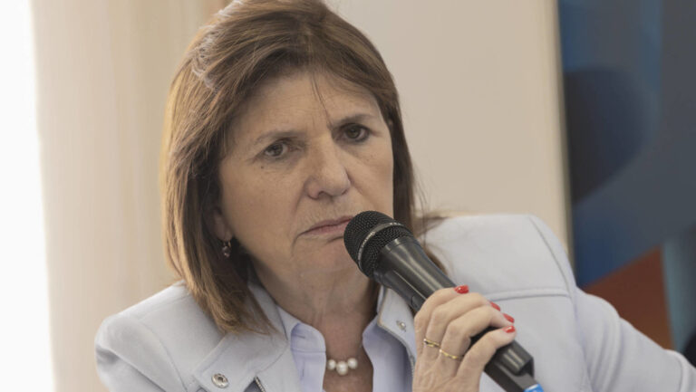 Argentina refuerza controles fronterizos para frenar migración irregular