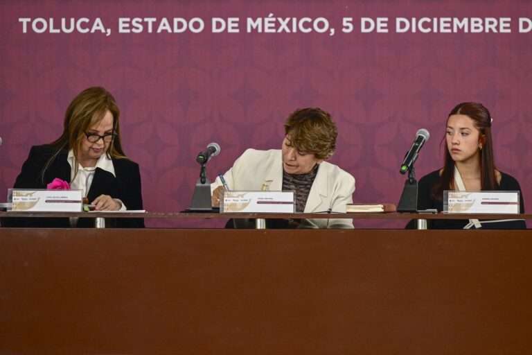Gobernadora Delfina Gómez firma convenio clave para la Primera Infancia en el Estado de México