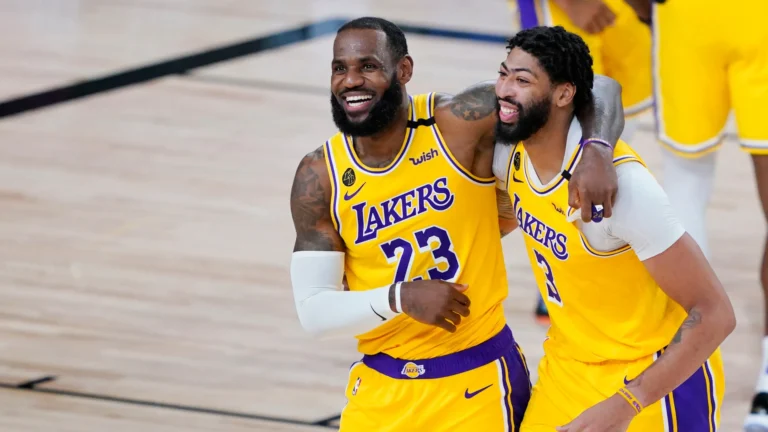 LeBron James alcanza los 15 mil tiros de campo en la NBA