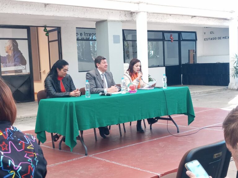 “Educación y cultura para erradicar la violencia intrafamiliar”: Varela Maya