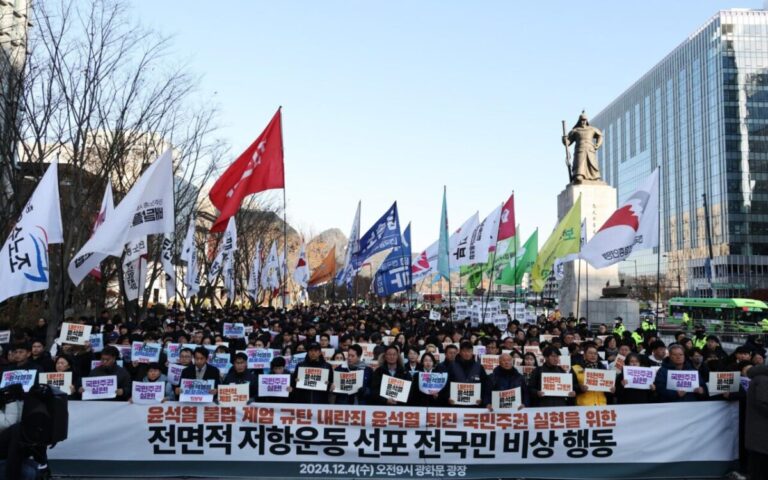 Protestas masivas exigen la renuncia de Yoon Suk Yeol