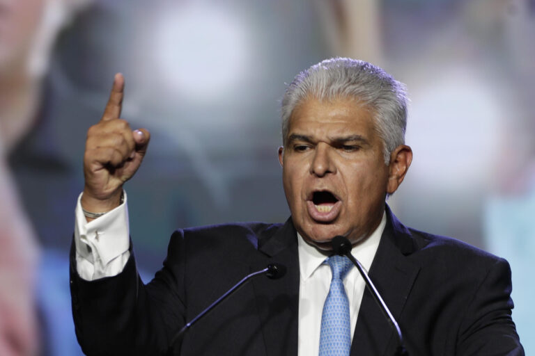 Tras asunción responden a Trump desde Panamá: «El canal es y seguirá siendo nuestro»