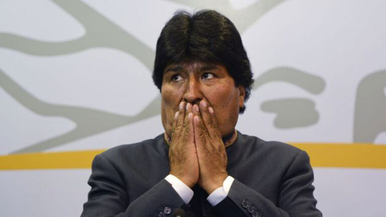 Juez declara en rebeldía a Evo Morales y ordena su detención
