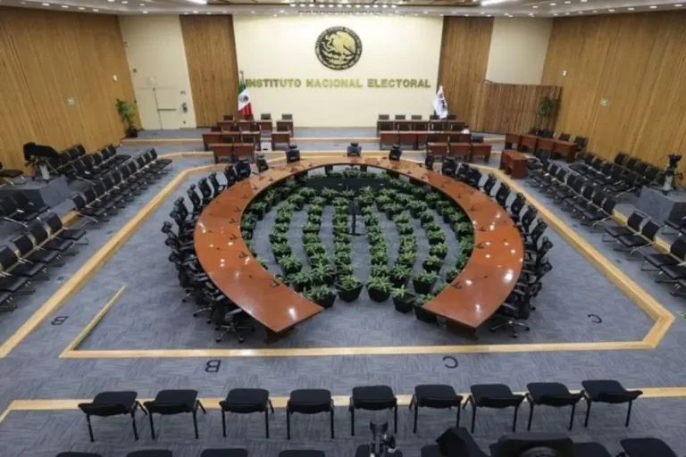 INE no prohibirá la propaganda gubernamental durante elecciones judiciales