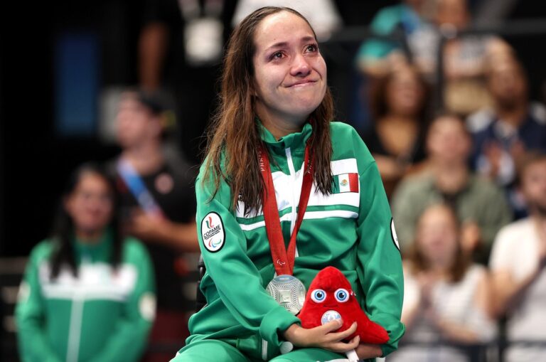 Haideé Aceves es reconocida como la mejor nadadora de Latinoamérica en 2024