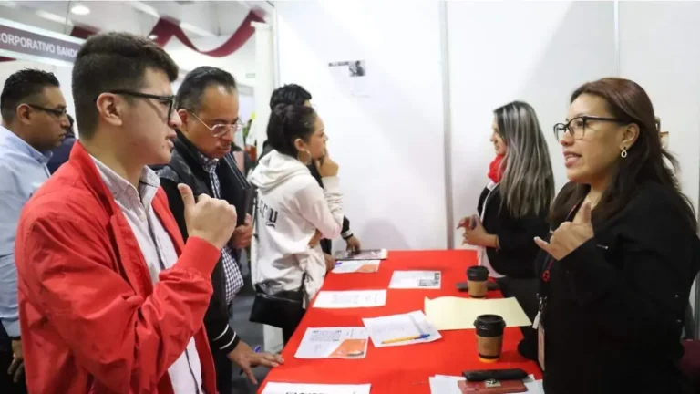 Ante deportaciones de EE.UU. ofrece Consejo Empresarial más de 38 mil vacantes para repatriados