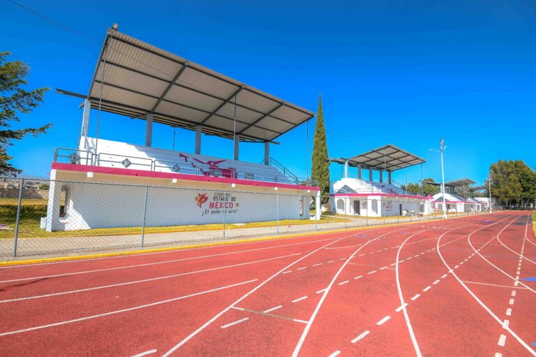 Rehabilitación de la Unidad Deportiva «Calimaya» potencia a jóvenes atletas en Edomex