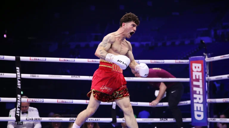Luto en el boxeo: John Cooney fallece tras complicaciones por su última pelea