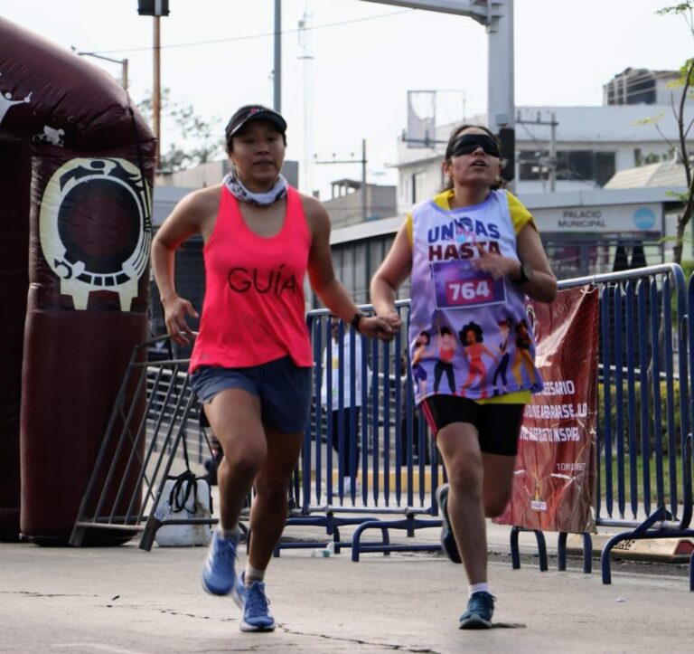 Nezahualcóyotl conmemora el Día de la Mujer con carrera “Unidas hasta la meta”