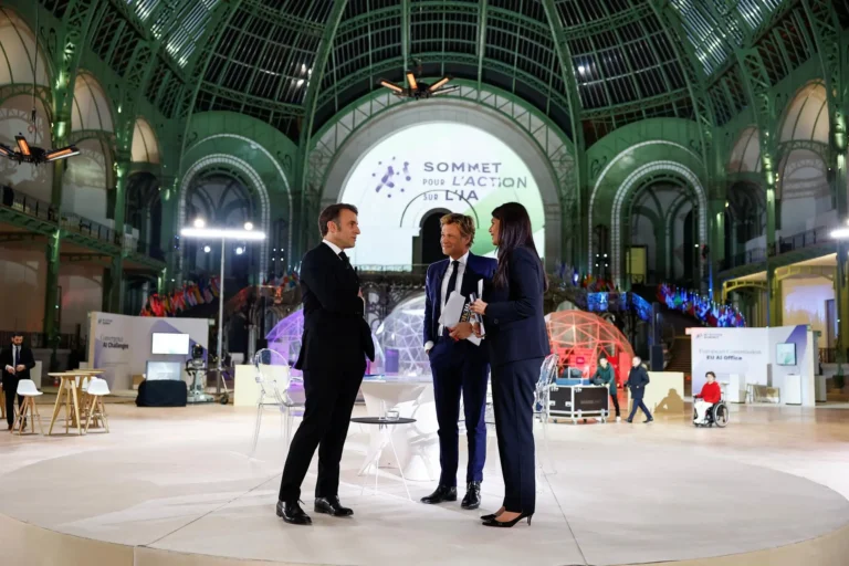 Macron apuesta por el desarrollo de inteligencia artificial con 109 mil millones de euros