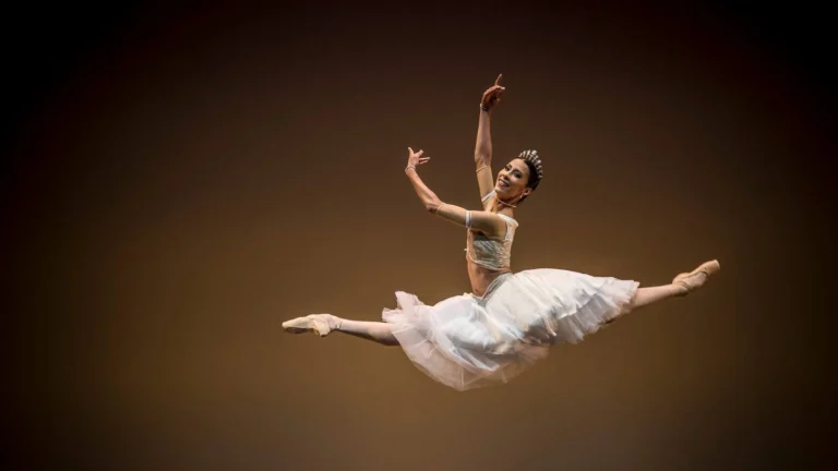 Mexiquense Elisa Carrillo dirigirá una Escuela de Ballet en Alemania