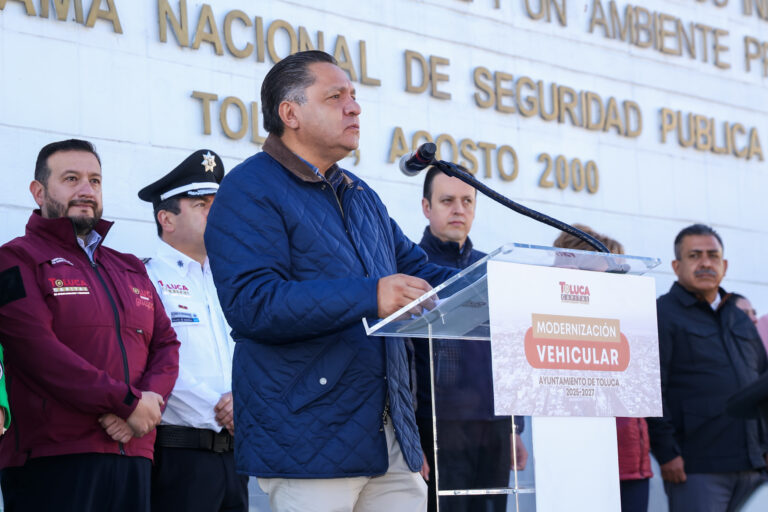 Toluca fortalece su seguridad con 214 nuevas patrullas y vehículos híbridos