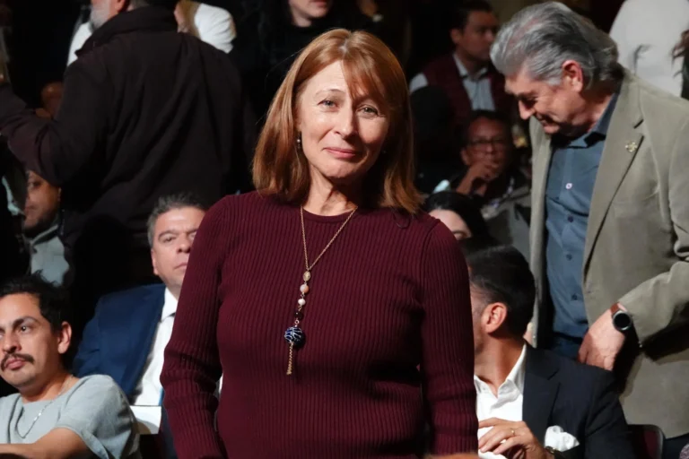 Tatiana Clouthier asume la titularidad del Instituto de Mexicanas y Mexicanos en el Exterior