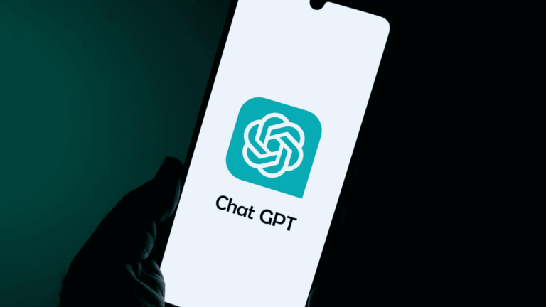 Estudios revelan vínculos emocionales con IA entre usuarios solitarios de ChatGPT