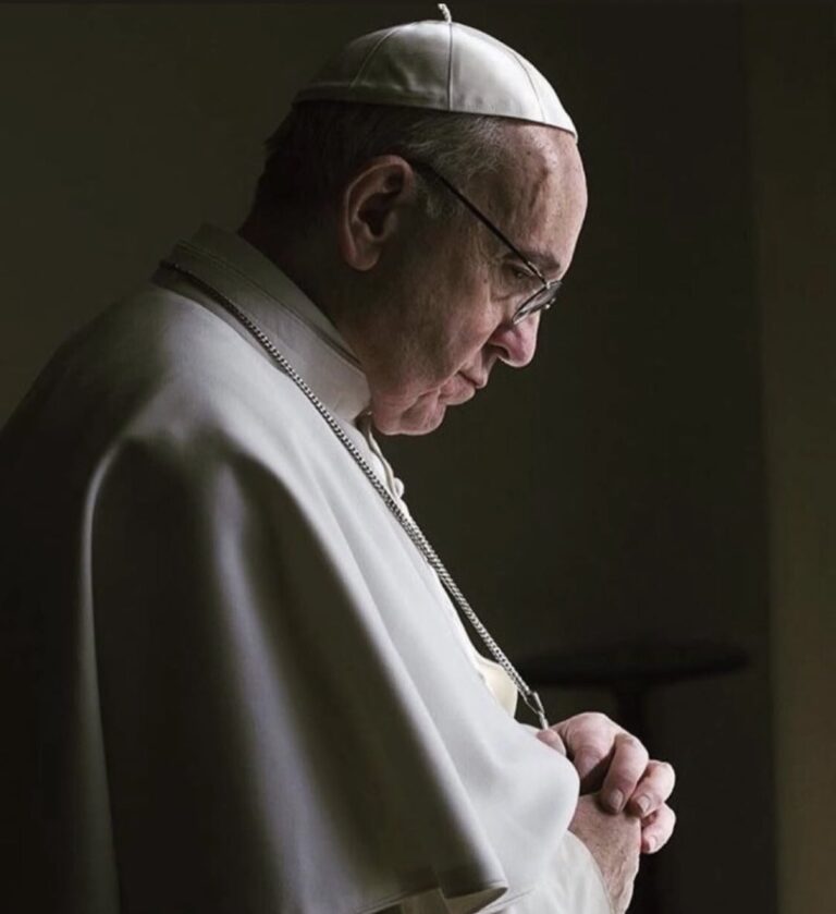 Papa Francisco muere a los 88 años por ictus y colapso cardíaco irreversible