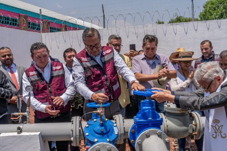 Nuevo pozo Mercado Juárez mejora abasto de agua en colonias de Toluca