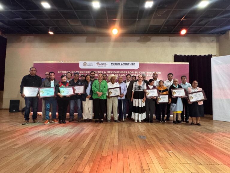 EdoMéx reconoce a 40 organizaciones que protegen las Ciénegas del Lerma