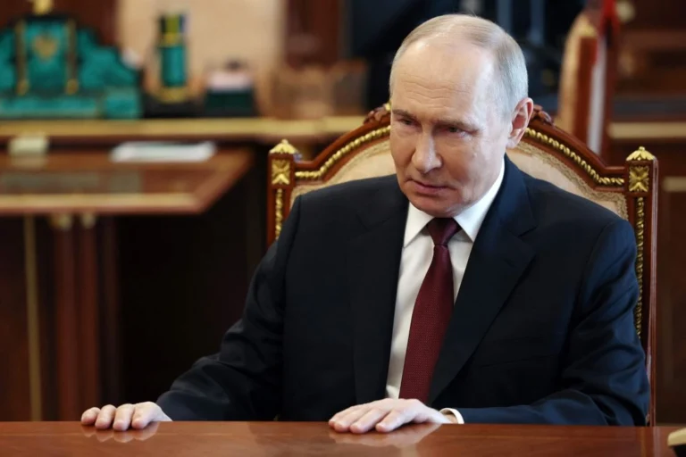 Ordena Vladimir Putin alto al fuego en Ucrania por Pascua