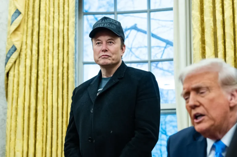 Elon Musk se retira del gobierno de Trump tras criticar su plan fiscal
