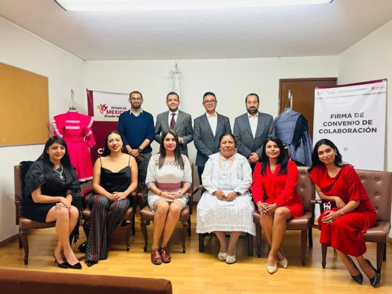 Capacitan a emprendedores originarios del Edoméx para fortalecer su economía
