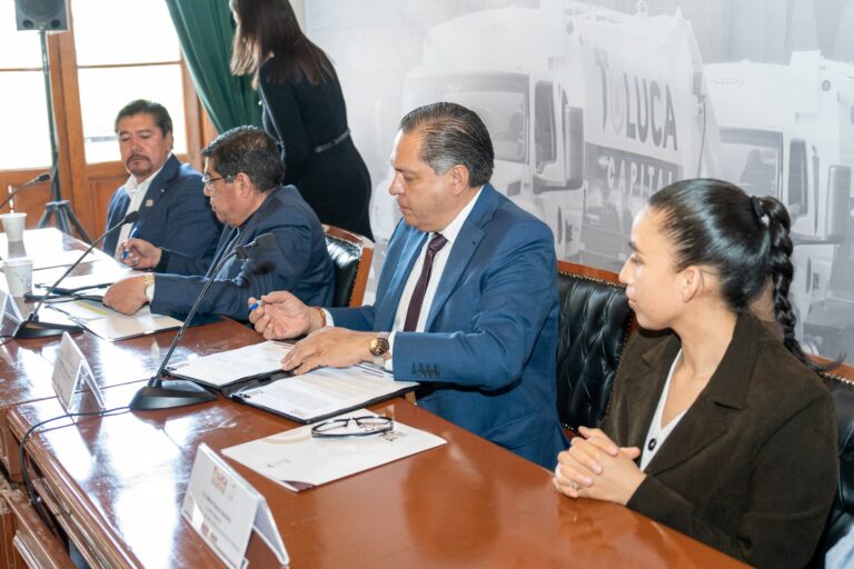 Central de Abastos y Toluca firman convenio para impulsar sanidad y seguridad