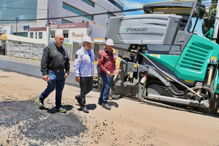 Trabajadores de Toluca contarán con calles más seguras y funcionales en zona industrial