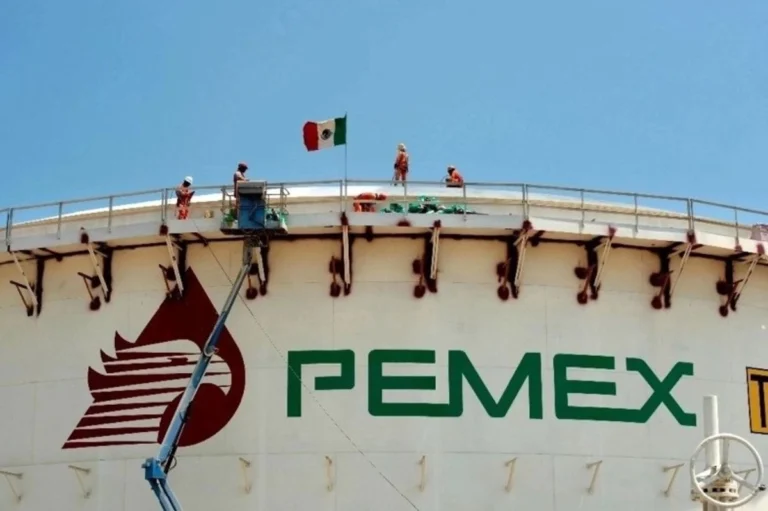 Presión sobre Pemex; debe pagar más de medio billón de pesos antes de marzo