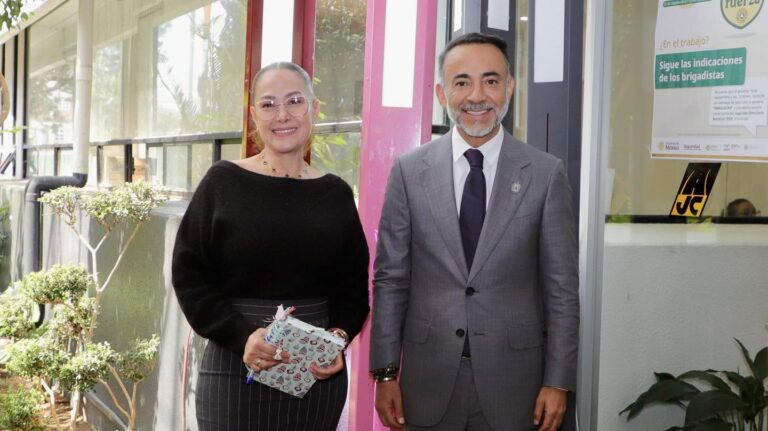 Fernando Flores gestiona atención urgente a vialidades estatales en Metepec