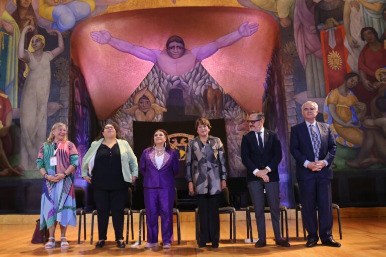 Impulsa Gobernadora Delfina Gómez, la igualdad de género en Foro internacional de ciudades cuidadoras