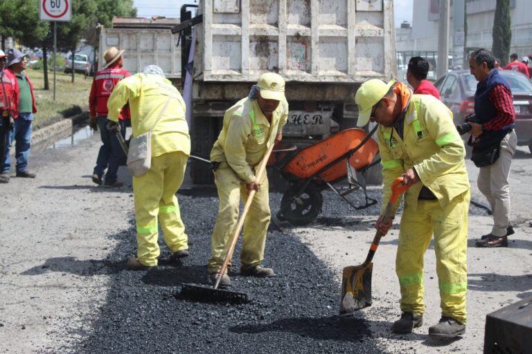 Edoméx rehabilitará 20 km de vialidades en San Mateo Atenco