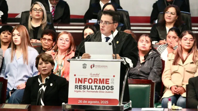 Fernando Díaz Juárez rinde informe en el Poder Judicial del Edoméx