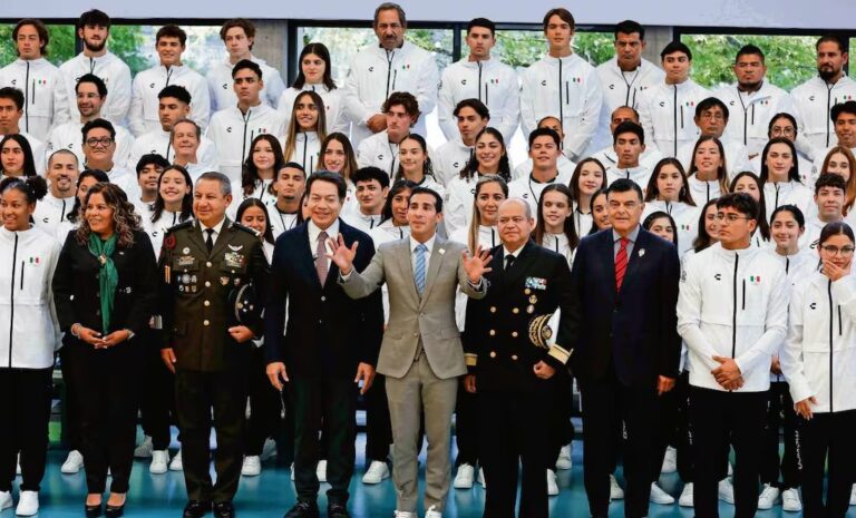 Rommel Pacheco ofrece becas a medallistas en Panamericanos Junior