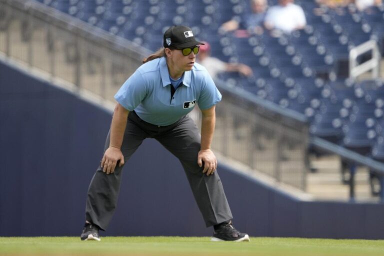 Jen Pawol hará historia como la primera mujer umpire en Grandes Ligas