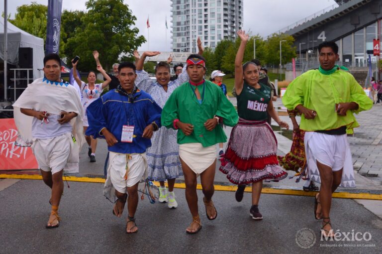 Atletas rarámuris conquistan 25 medallas en Juegos Maestro Indígenas 2025