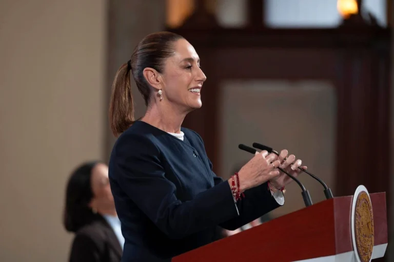 Sheinbaum lanza mensaje contundente: “¡México jamás permitirá que un país extranjero meta las manos en otro!”