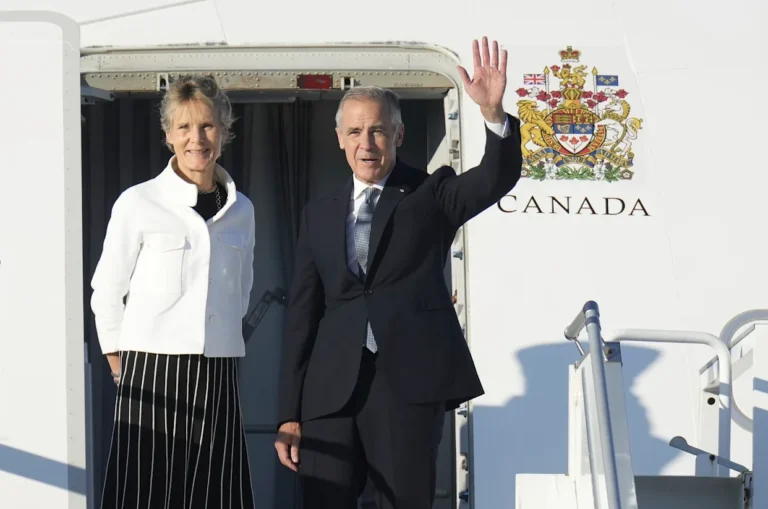 Mark Carney, llega a México para reunión con Sheinbaum