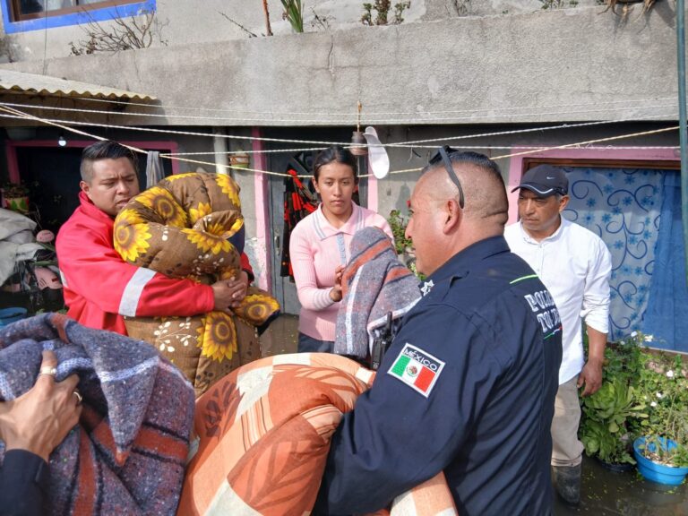 Toluca atiende afectaciones por lluvias en San Pedro Totoltepec y otros puntos del municipio